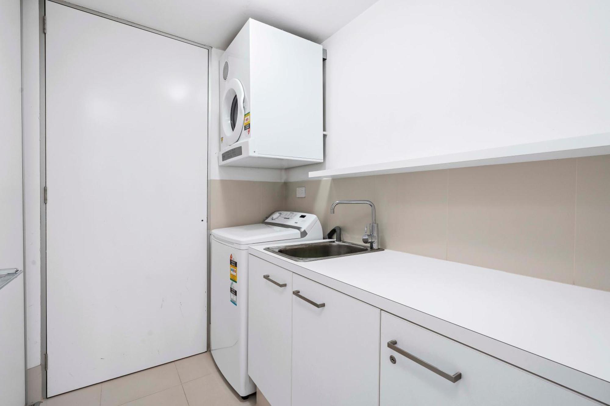 Q Tower At Surfers Paradise - Self Contained Apartments Gold Coast Exterior foto