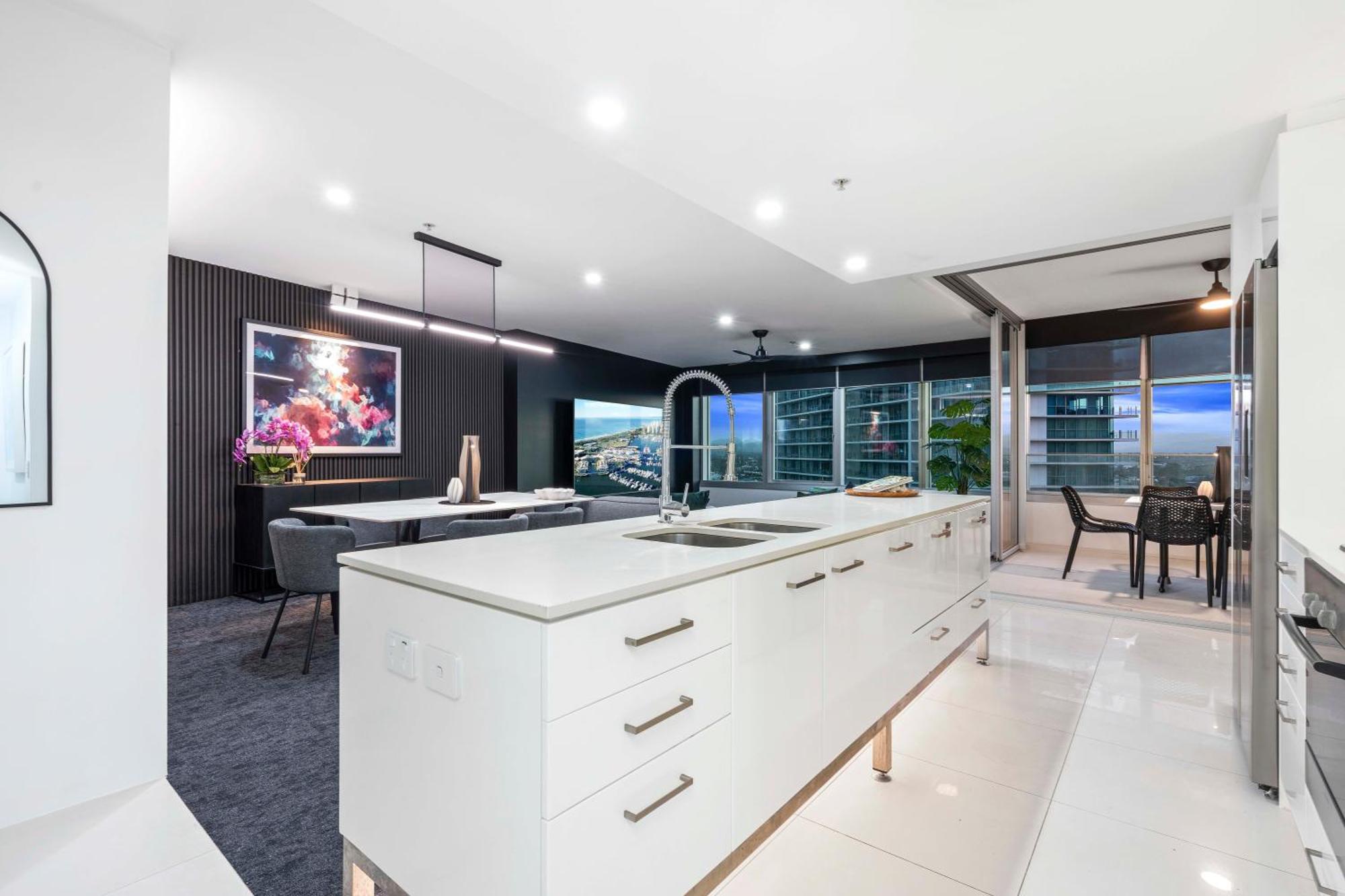 Q Tower At Surfers Paradise - Self Contained Apartments Gold Coast Exterior foto